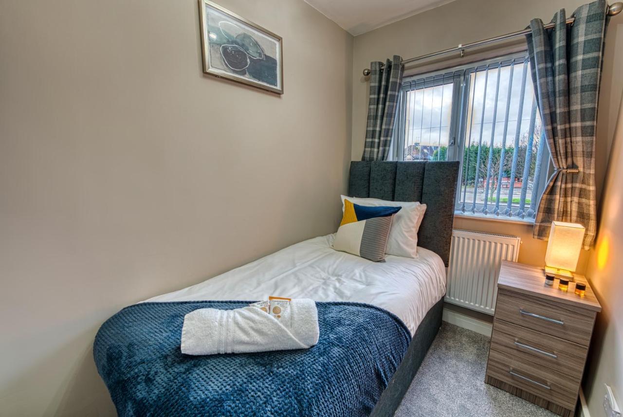 Stylish House - B'Ham Airport And Nec, Jlr Solihull, Business & Leisure Stays - Aspen House 客房 照片